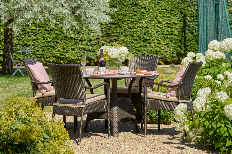 122cm Windsor Bronze Round Dining Table with 4 Stacking Armchairs